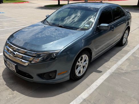 Used 2012 Ford Fusion SE FWD image 5