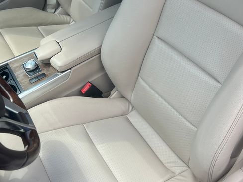 Used 2014 Mercedes-Benz E 350 Sedan image 11