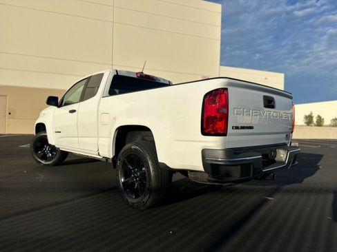 Used 2021 Chevrolet Colorado W/T RWD image 4