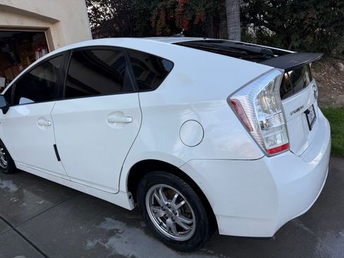 Used 2010 Toyota Prius Two image 9
