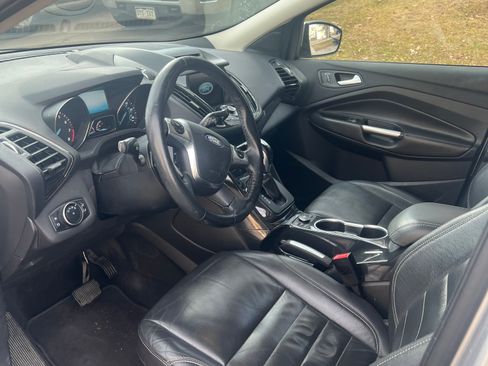 Used 2016 Ford Escape Titanium image 6