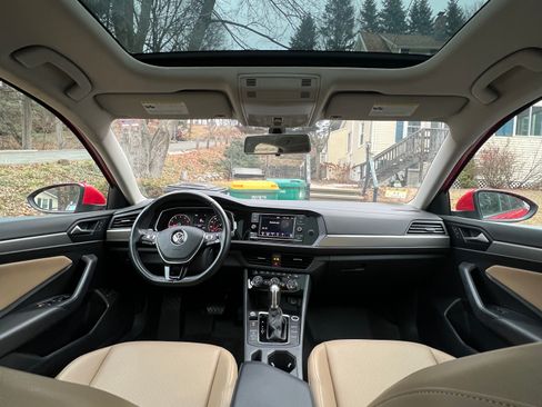 Used 2019 Volkswagen Jetta SE image 17