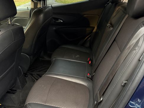 Used 2019 Buick Encore Preferred image 4