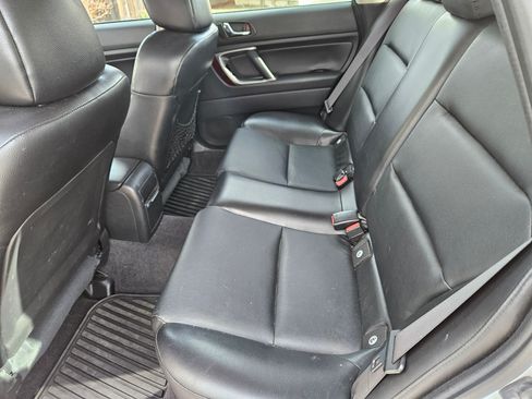 Used 2007 Subaru Outback 2.5i Limited image 13