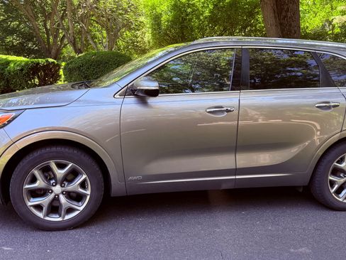 Used 2016 Kia Sorento SX AWD/4WD image 1