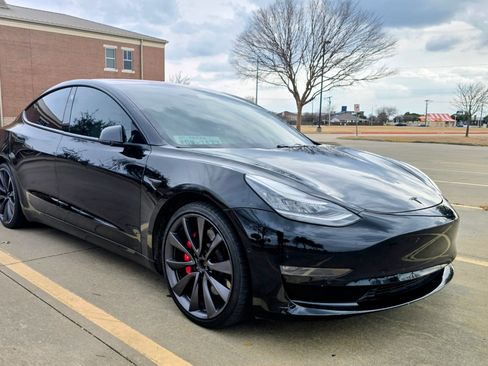 Used 2018 Tesla Model 3 Performance AWD/4WD image 2
