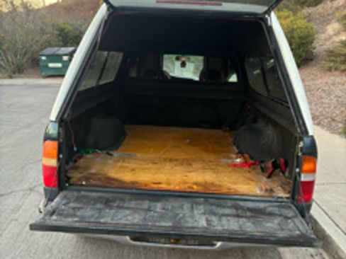 Used 1997 Toyota Tacoma 4x4 Xtracab V6 image 1
