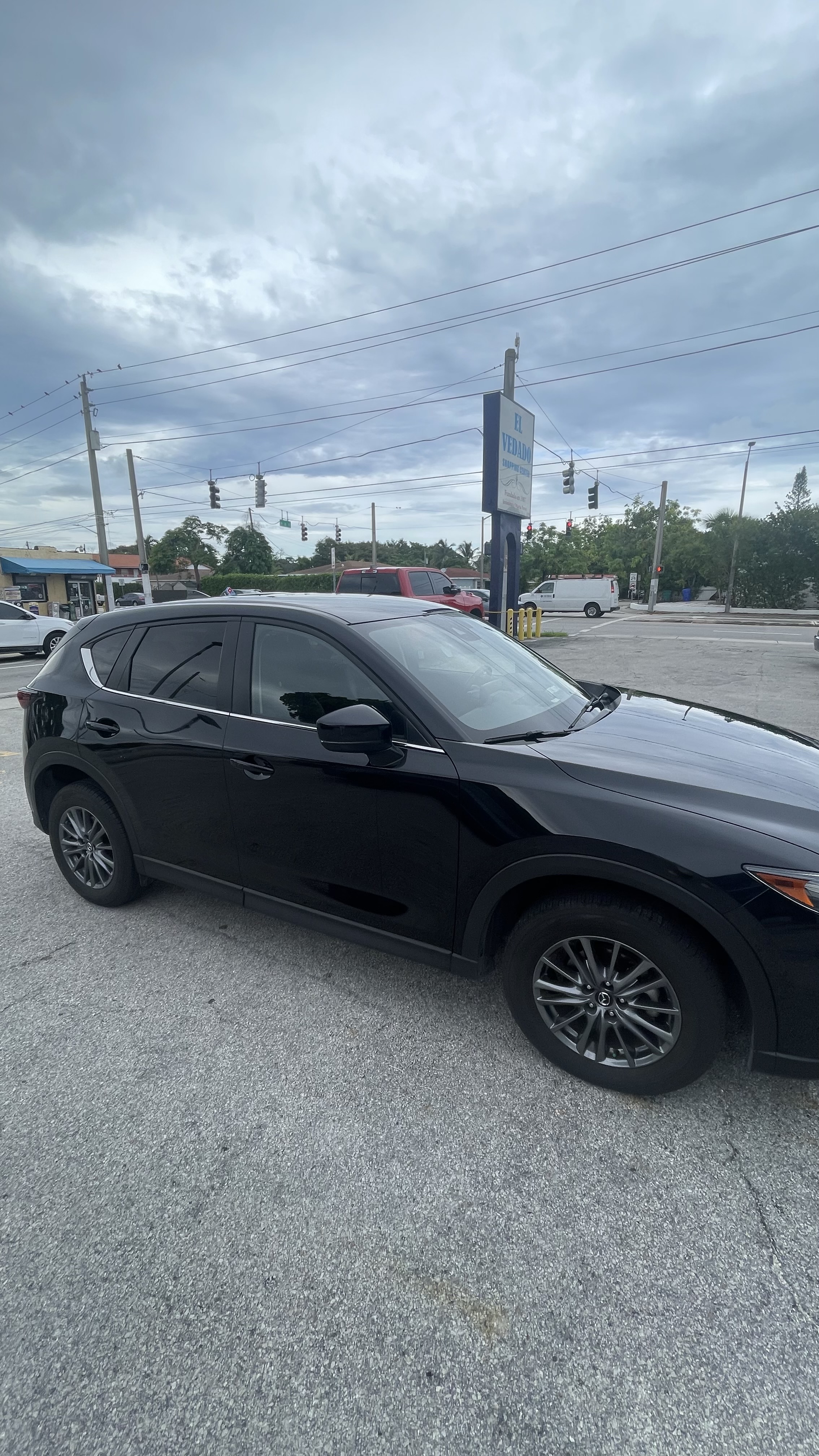 Used 2021 MAZDA CX-5 Touring FWD image 4