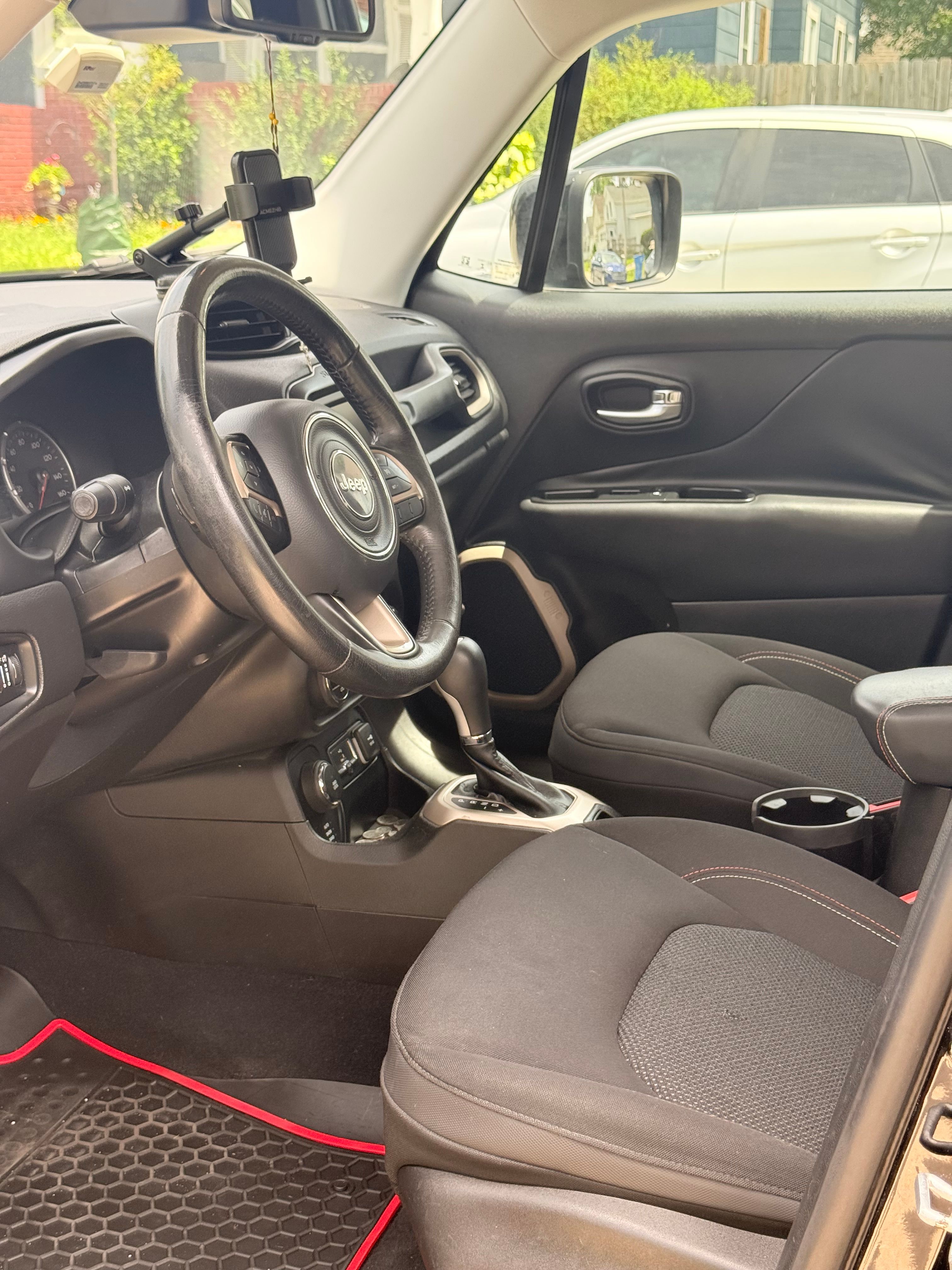 Used 2016 Jeep Renegade 75th Anniversary AWD/4WD image 4