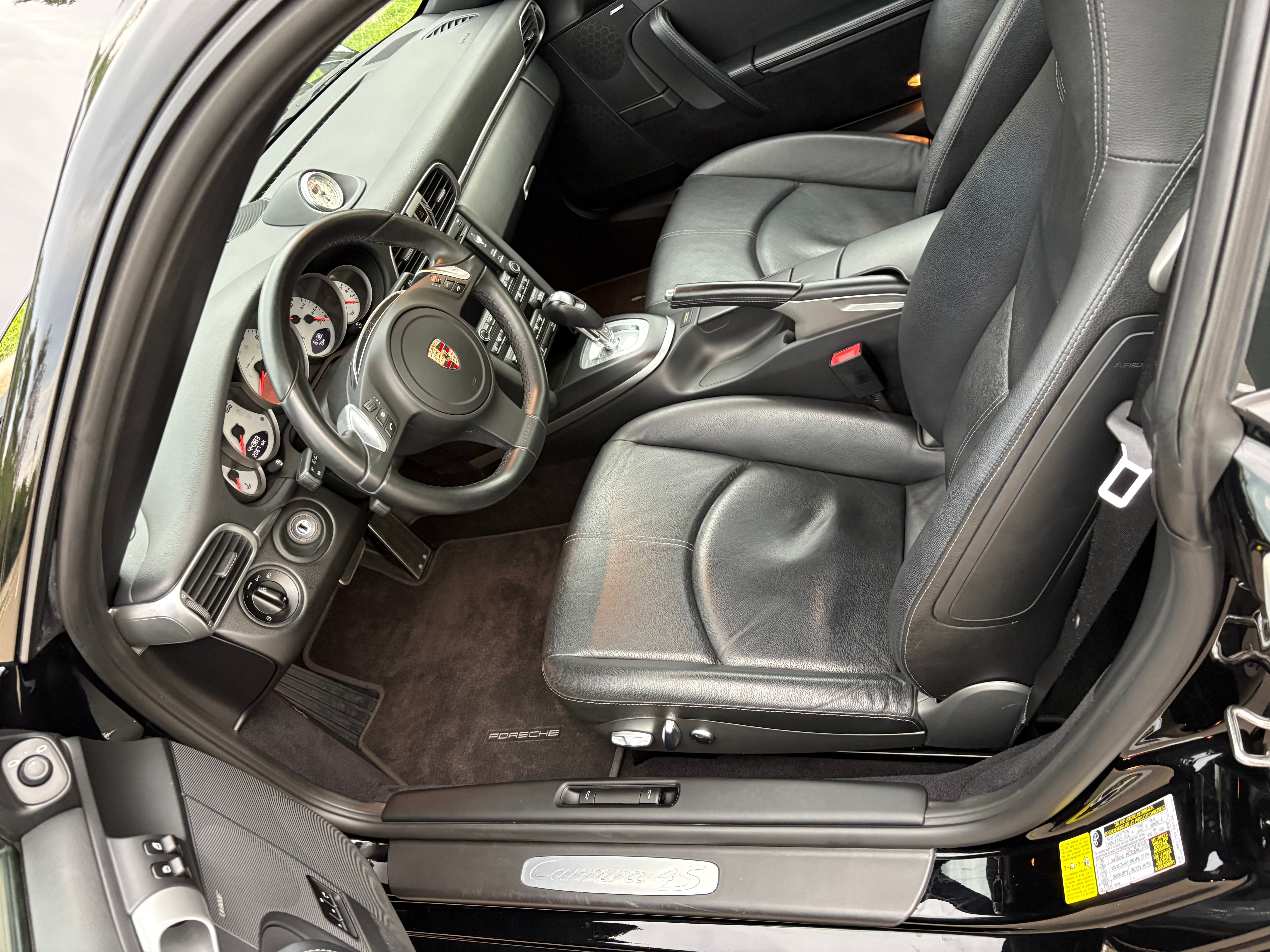 Used 2012 Porsche 911 Carrera 4S AWD/4WD image 8