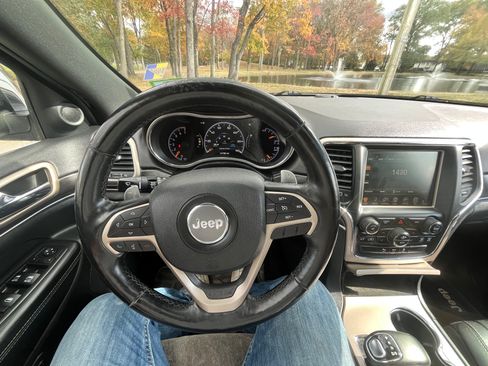 Used 2014 Jeep Grand Cherokee Limited image 11