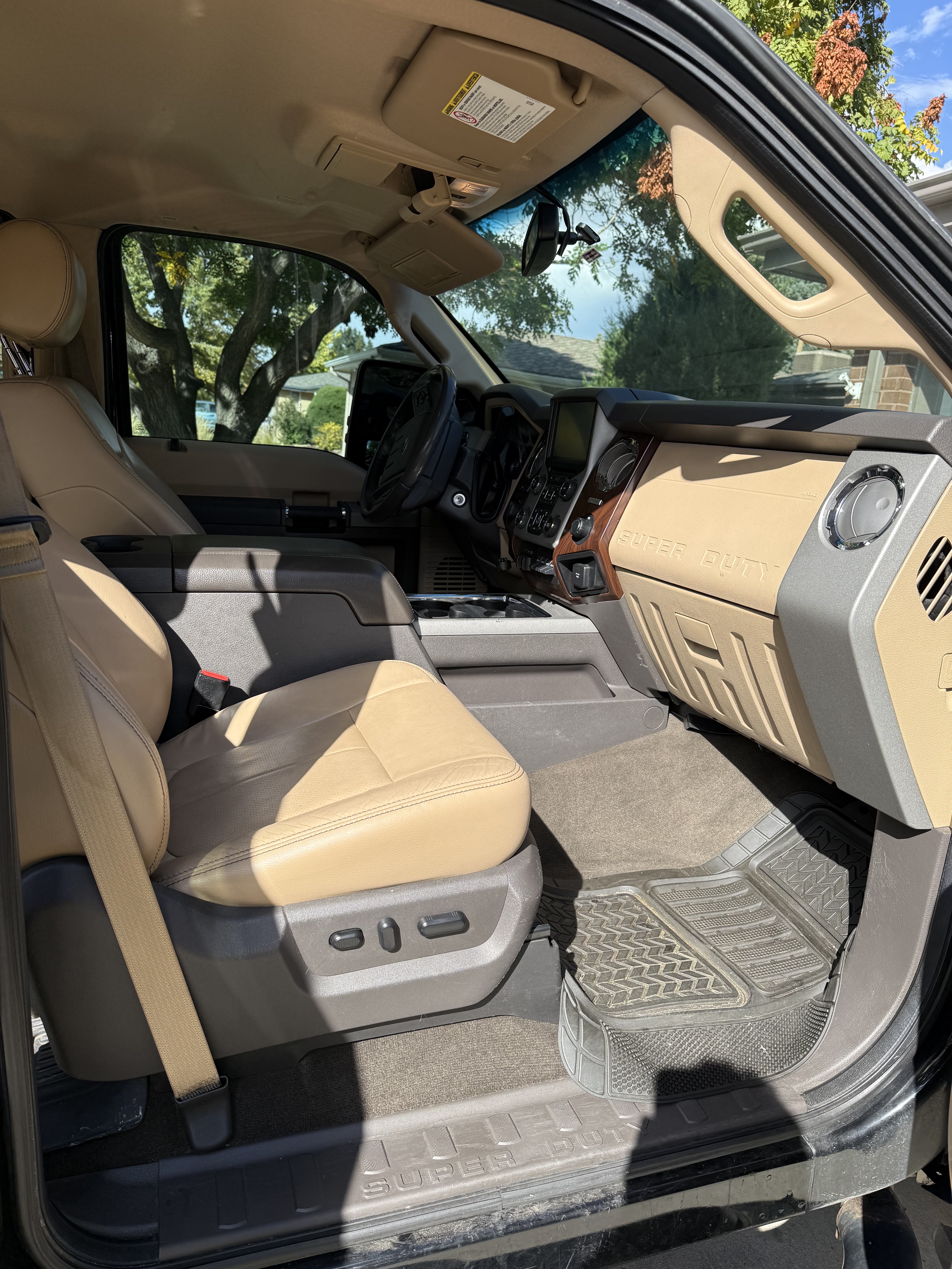 Used 2016 Ford F250 Lariat AWD/4WD image 13