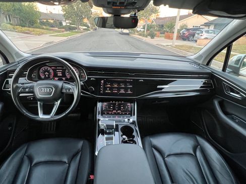 Used 2020 Audi Q7 3.0T Premium Plus image 13
