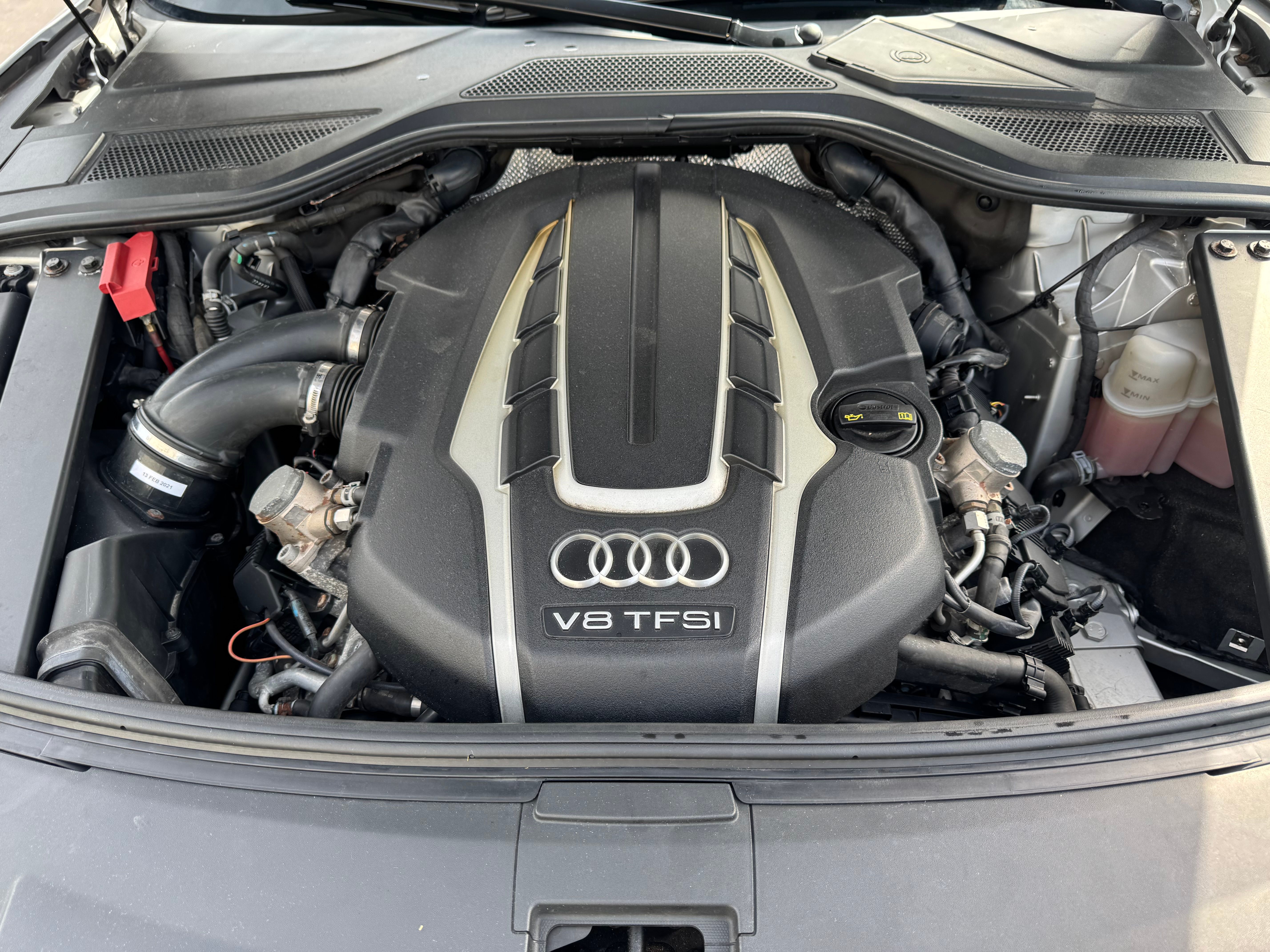 Used 2014 Audi A8 L 4.0T AWD/4WD image 2
