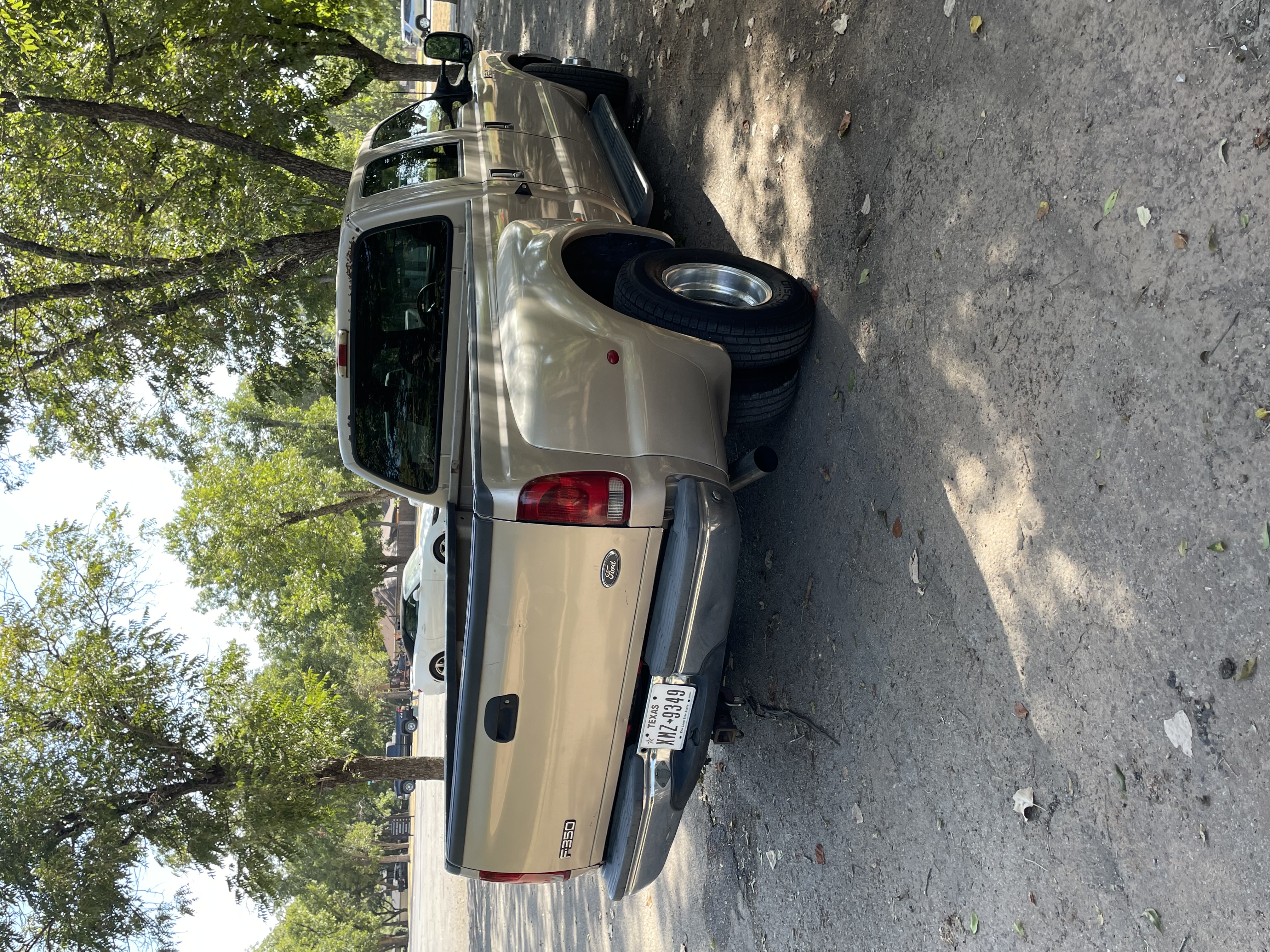 Used 1999 Ford F350 2WD Crew Cab DRW Super Duty image 4