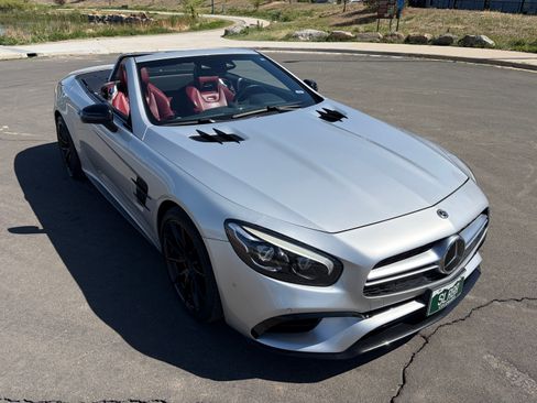 Used 2018 Mercedes-Benz SL 63 AMG image 10