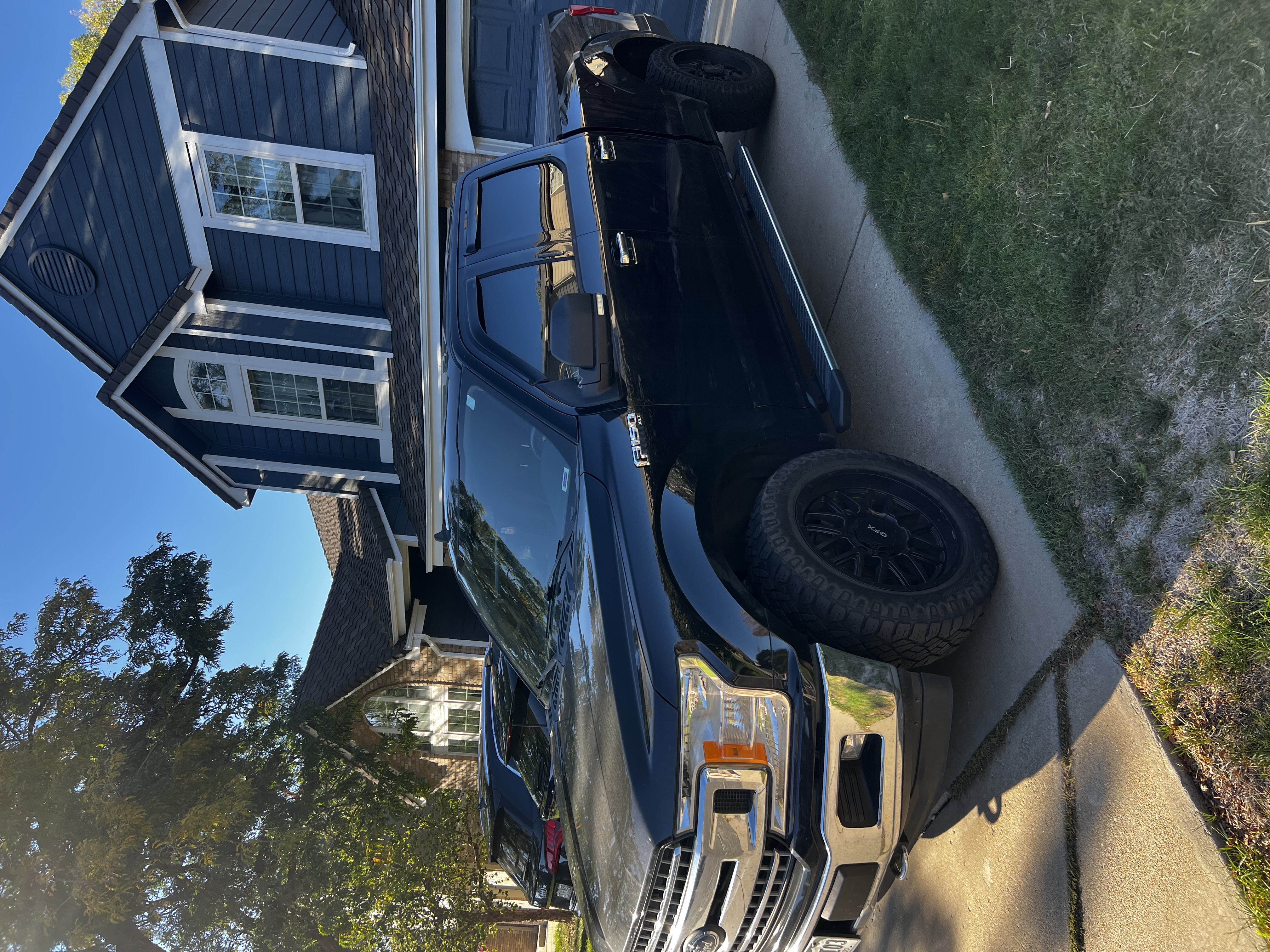 Used 2019 Ford F150 XLT w/ Equipment Group 302A Luxury AWD/4WD image 5