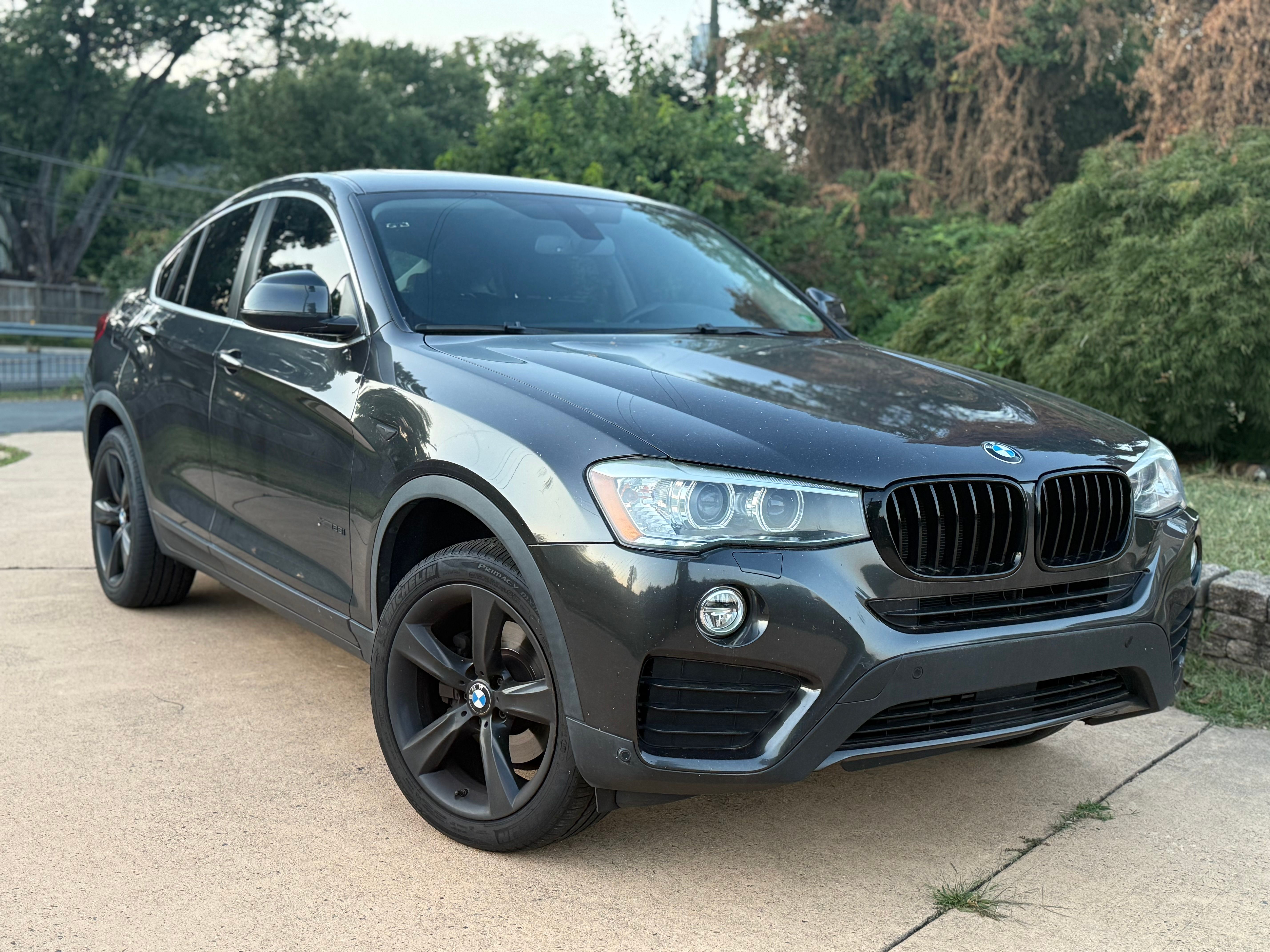 Used 2016 BMW X4 xDrive28i AWD/4WD image 1