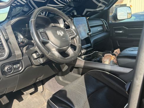 Used 2020 RAM 2500 Laramie w/ Night Edition AWD/4WD image 13