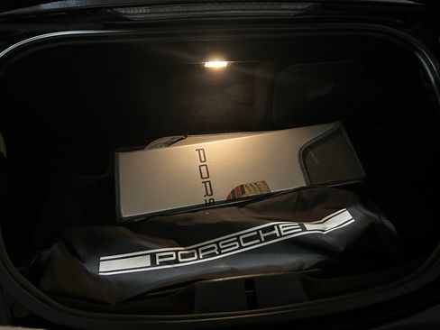 Used 2010 Porsche Boxster RWD image 16