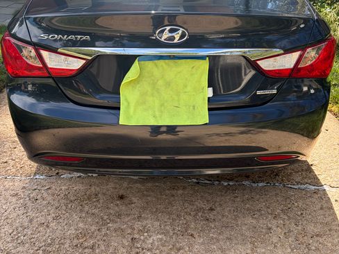 Used 2011 Hyundai Sonata Limited w/ Navigation Pkg 5 FWD image 2