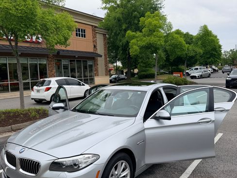 Used 2014 BMW 528i Sedan RWD image 14