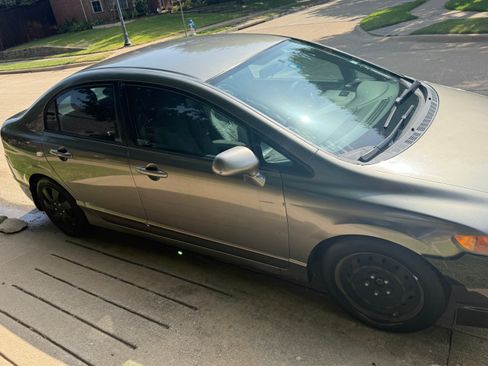 Used 2008 Honda Civic LX image 4