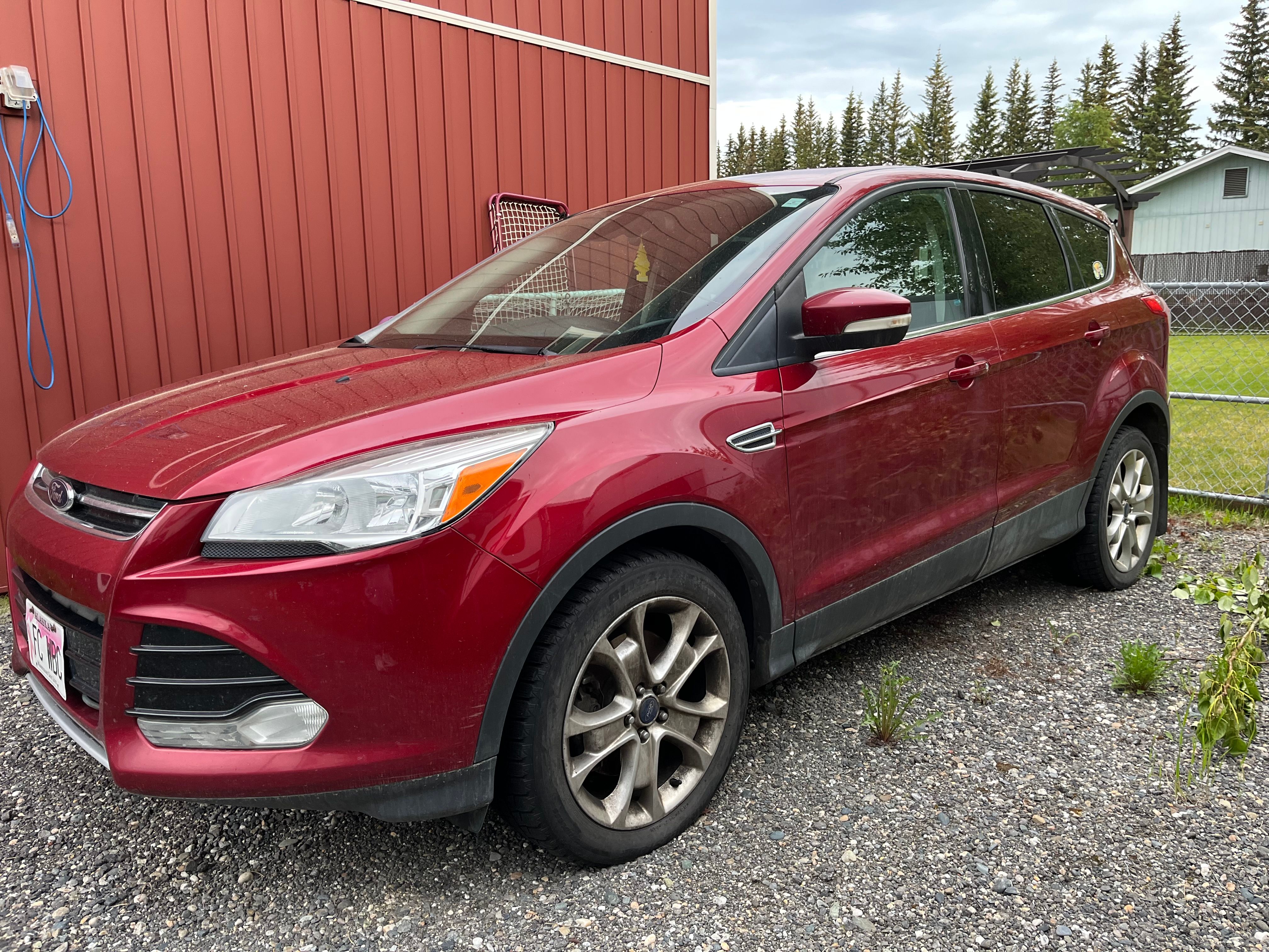 Used 2013 Ford Escape SEL AWD/4WD image 1