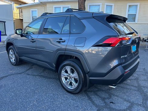 Used 2023 Toyota RAV4 XLE w/ Convenience Package image 6