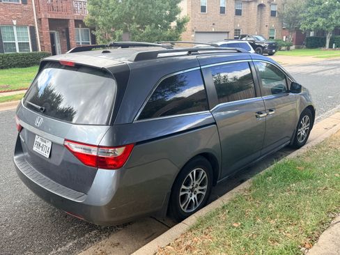 Used 2011 Honda Odyssey EX-L image 2