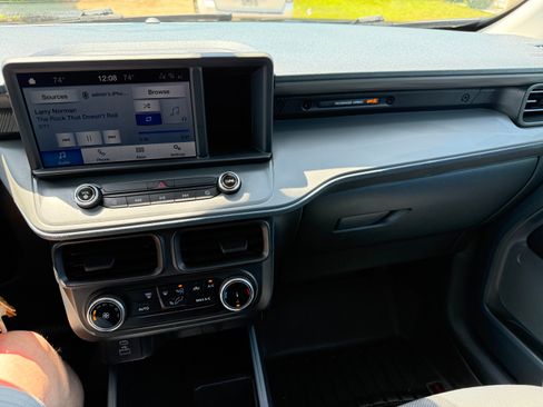 Used 2023 Ford Maverick XL FWD image 9