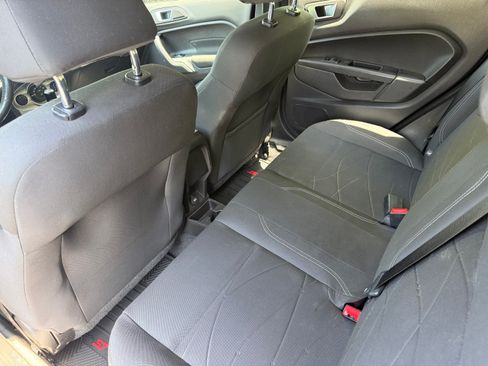 Used 2014 Ford Fiesta SE FWD image 13