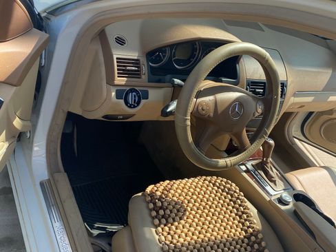 Used 2008 Mercedes-Benz C 300 4MATIC Sedan image 1