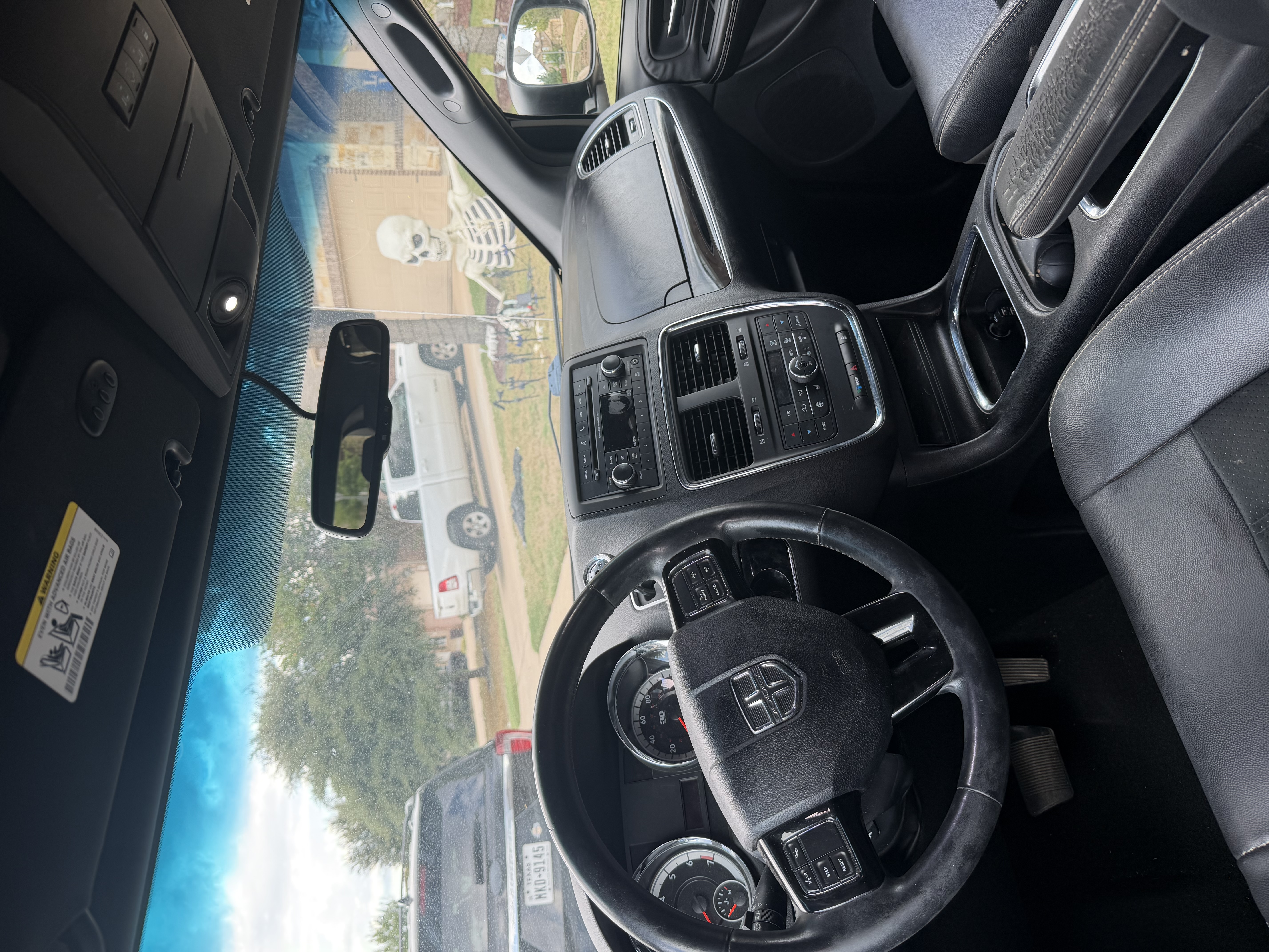 Used 2014 Dodge Grand Caravan SXT FWD image 5