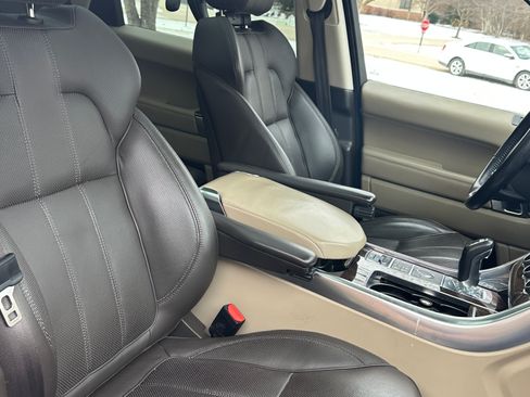 Used 2014 Land Rover Range Rover Sport HSE image 9