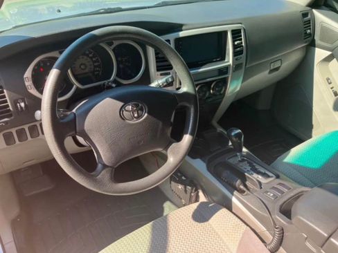 Used 2005 Toyota 4Runner Sport AWD/4WD image 5