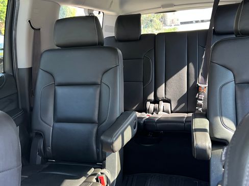 Used 2016 Chevrolet Suburban LTZ image 14