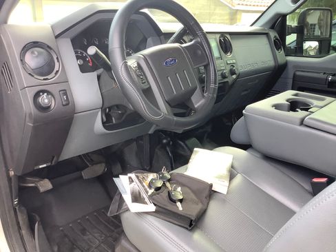 Used 2015 Ford F250 XL w/ Power Equipment Group image 15