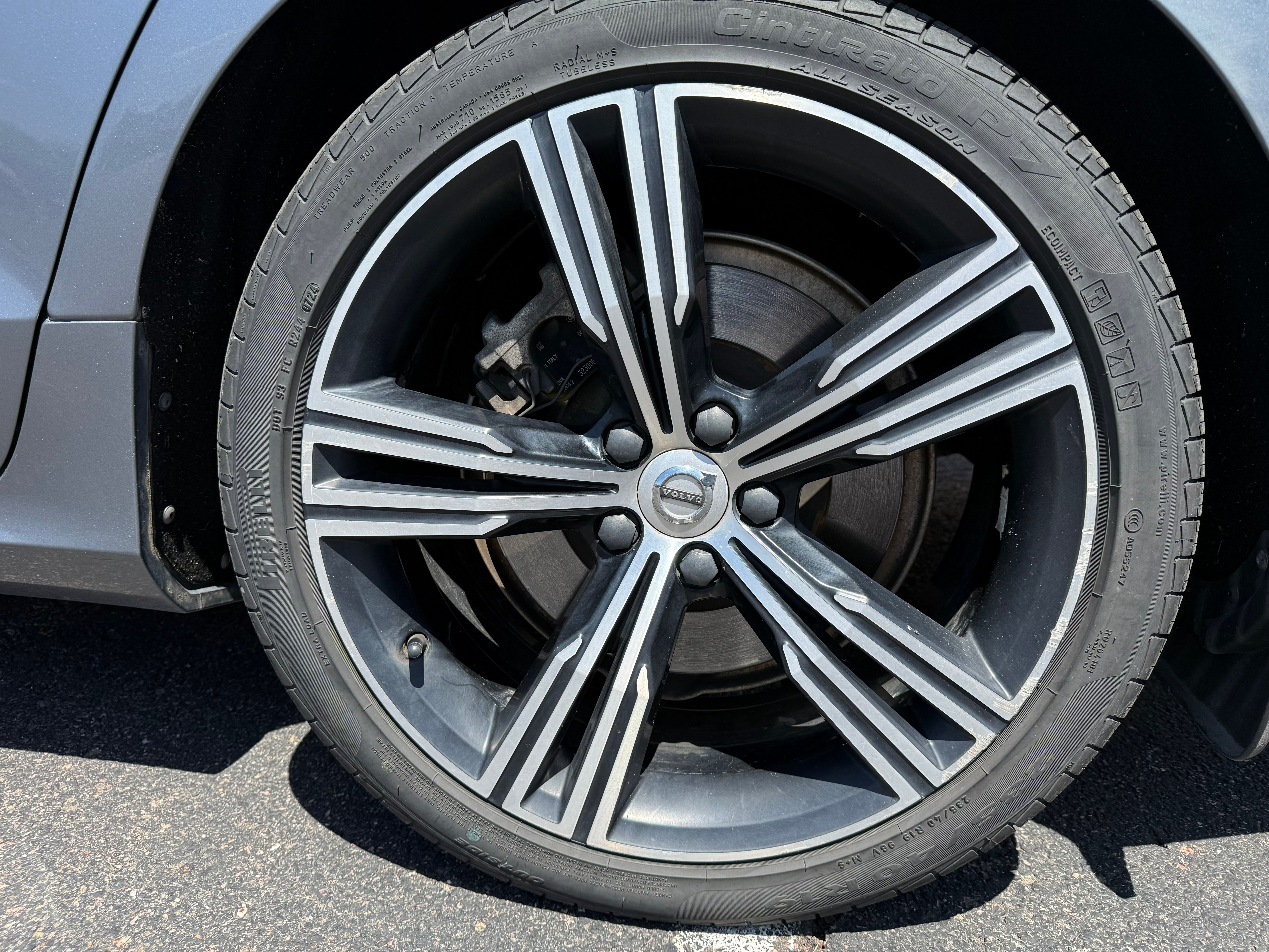 Used 2019 Volvo V60 T6 Inscription AWD/4WD image 31
