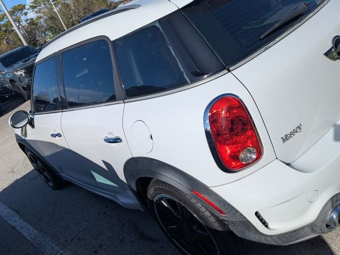 Used 2011 MINI Cooper Countryman S image 4