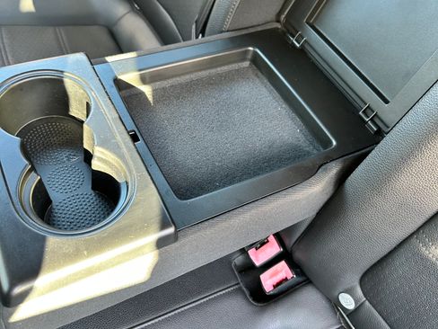 Used 2013 Volkswagen Passat 2.5 SE image 2