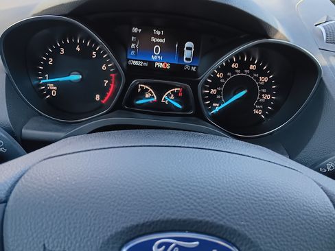 Used 2018 Ford Escape SE w/ Ford Safe & Smart Package image 8