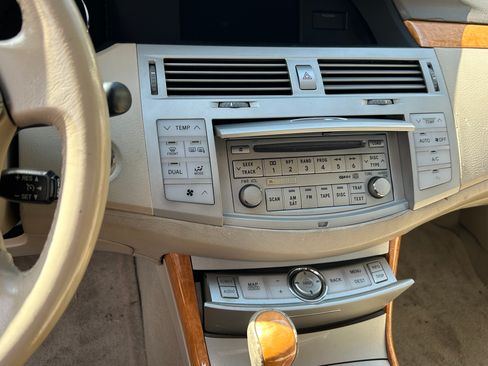 Used 2006 Toyota Avalon Limited image 11