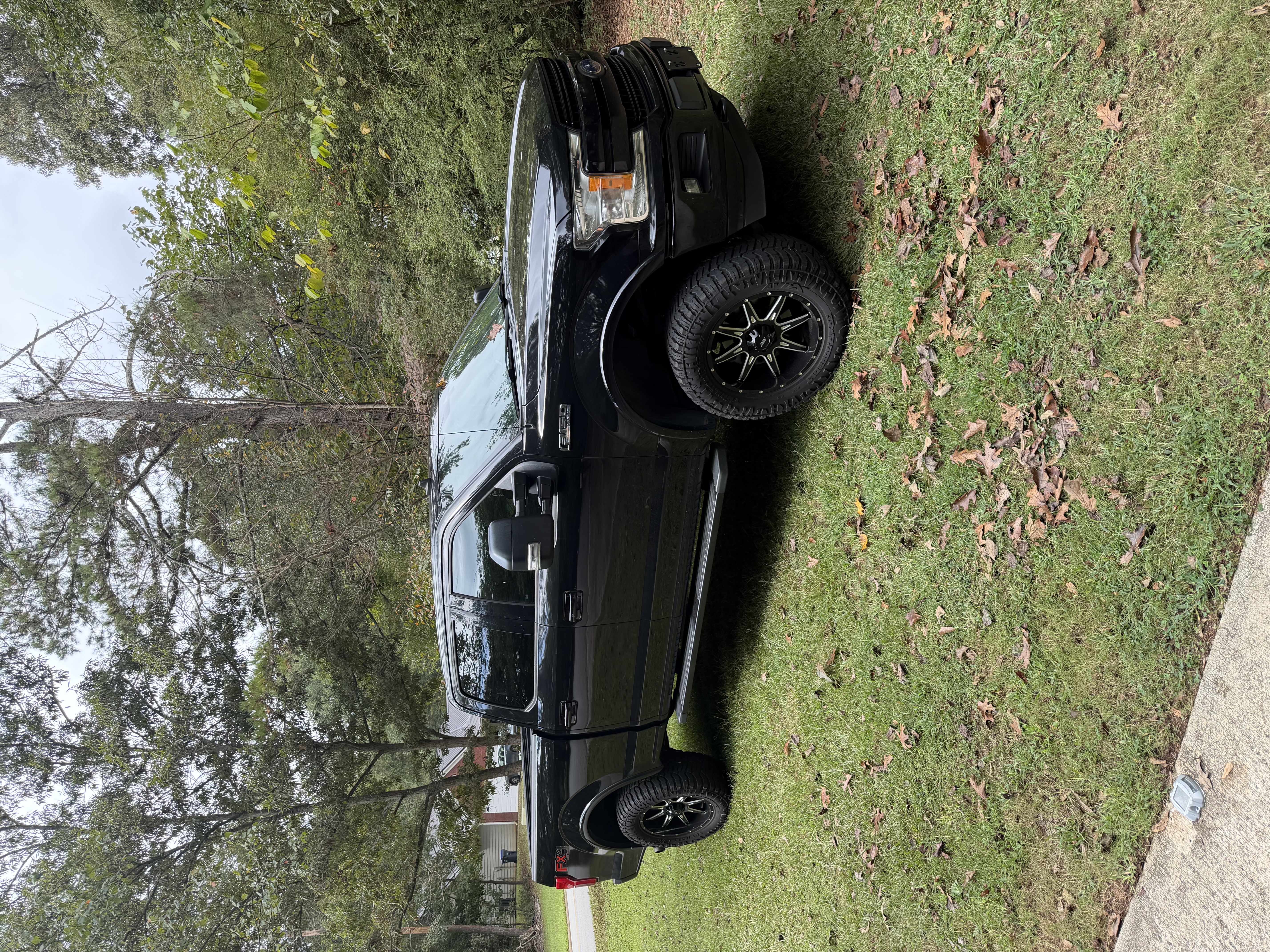 Used 2020 Ford F150 Lariat AWD/4WD image 11