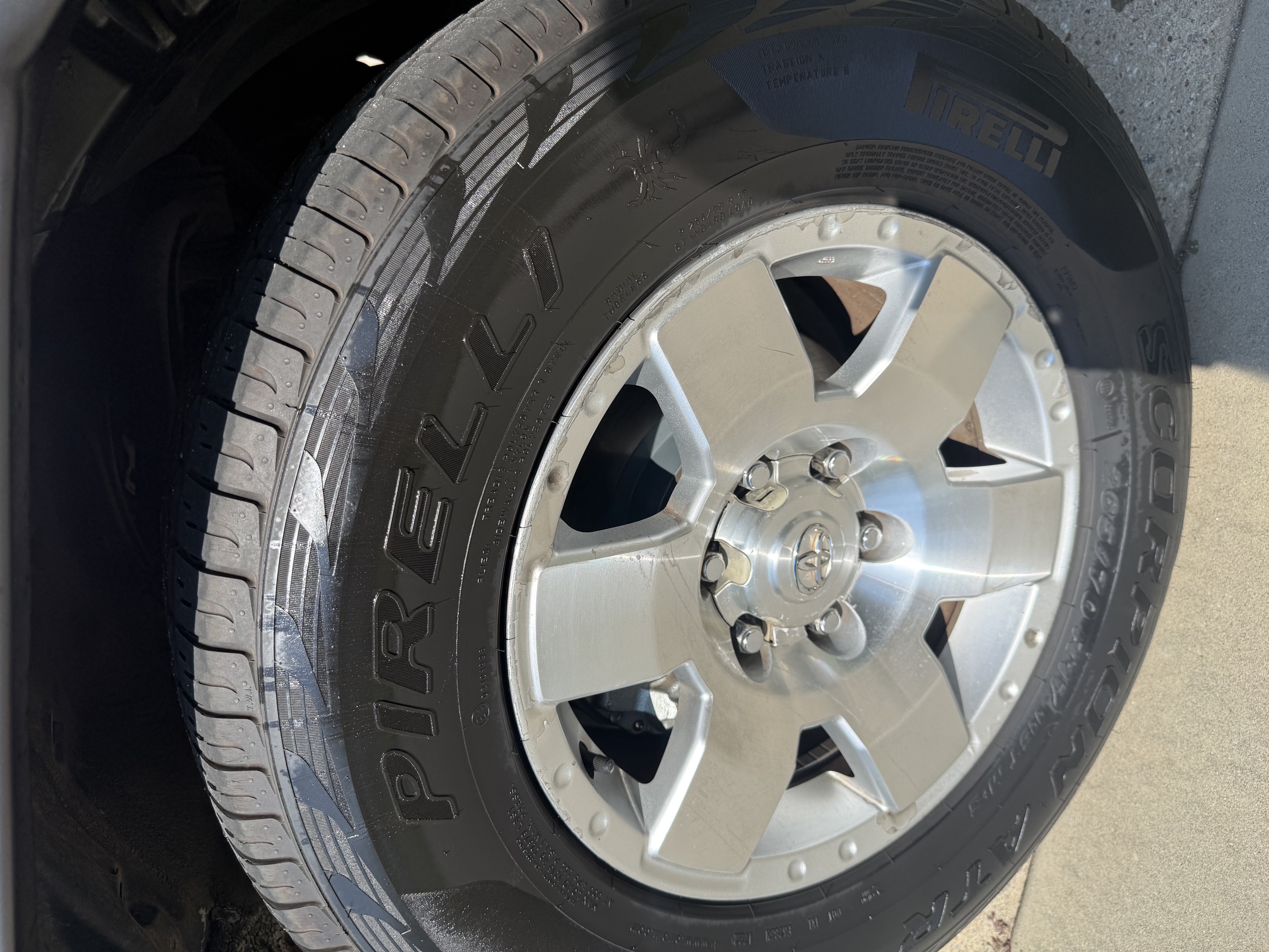 Used 2007 Toyota FJ Cruiser 2WD image 15