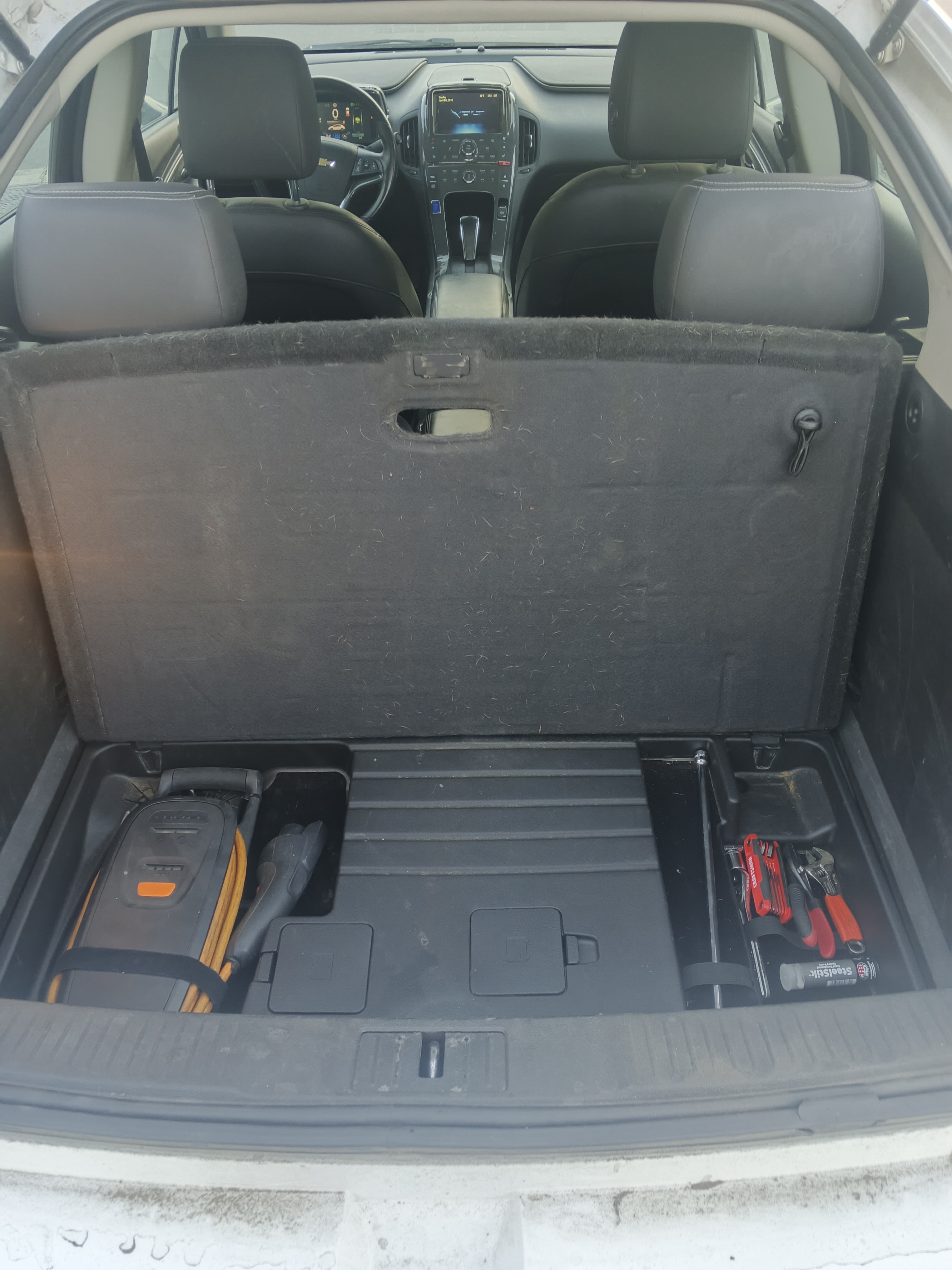 Used 2013 Chevrolet Volt Premium w/ Premium Trim Package FWD image 9