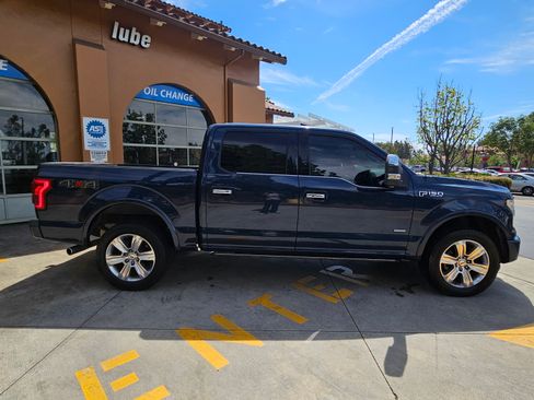 Used 2016 Ford F150 Platinum w/ Equipment Group 701A Luxury image 10