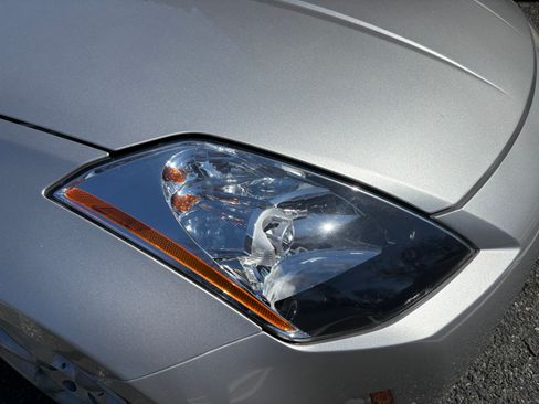 Used 2004 Nissan 350Z Touring image 14