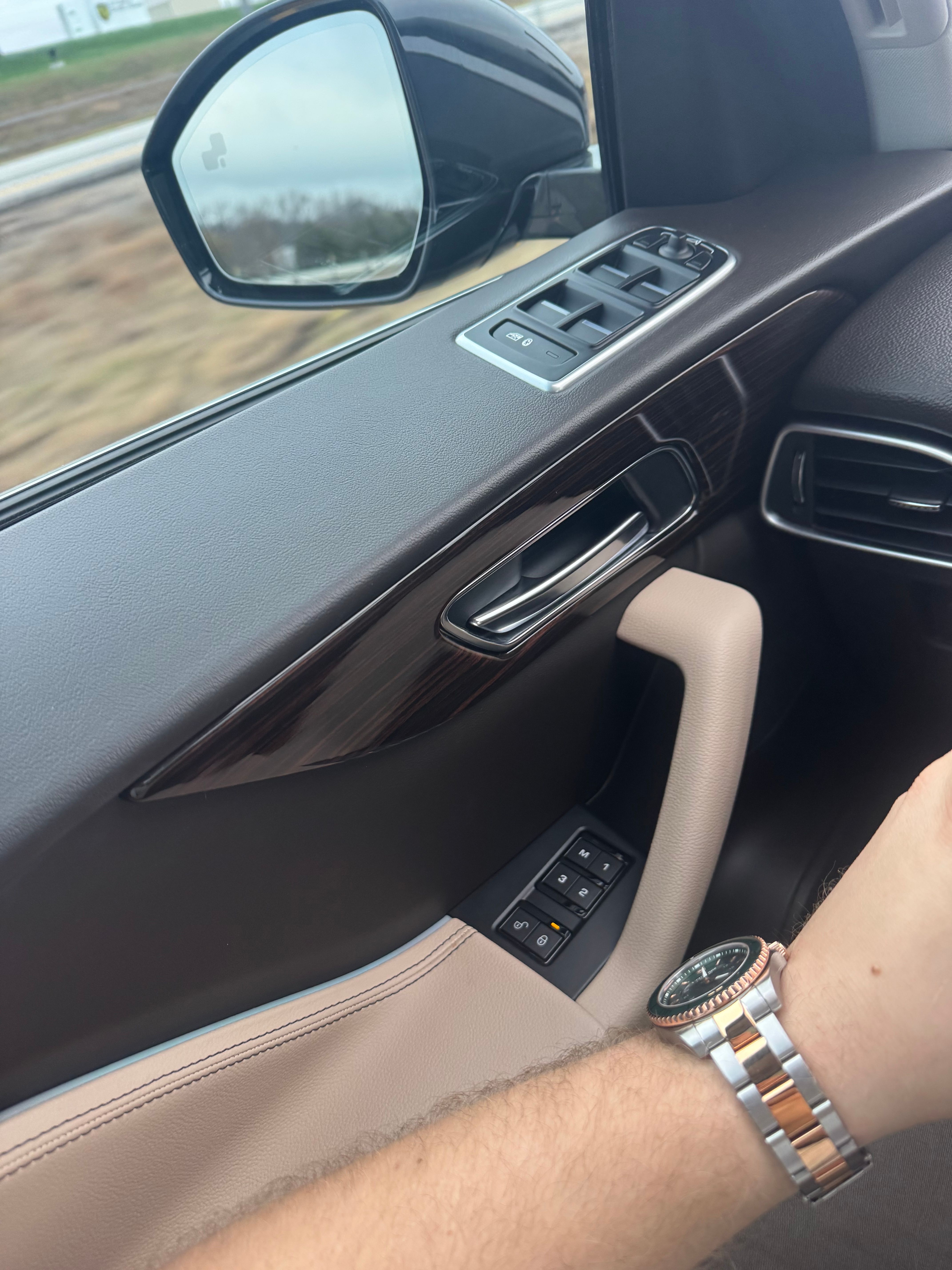 Used 2018 Jaguar F-PACE Prestige AWD/4WD image 13