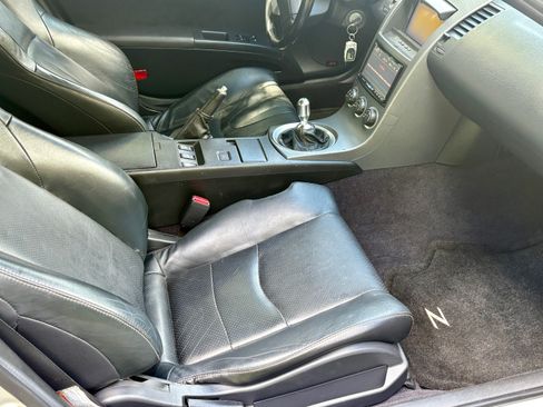 Used 2003 Nissan 350Z Touring image 11